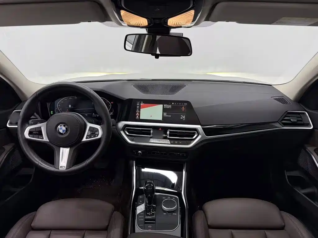 BMW 3 Series — миниатюра 10