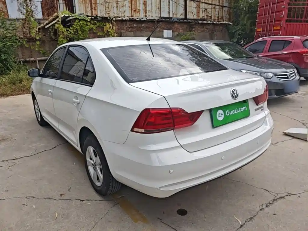 Volkswagen Santana — миниатюра 5