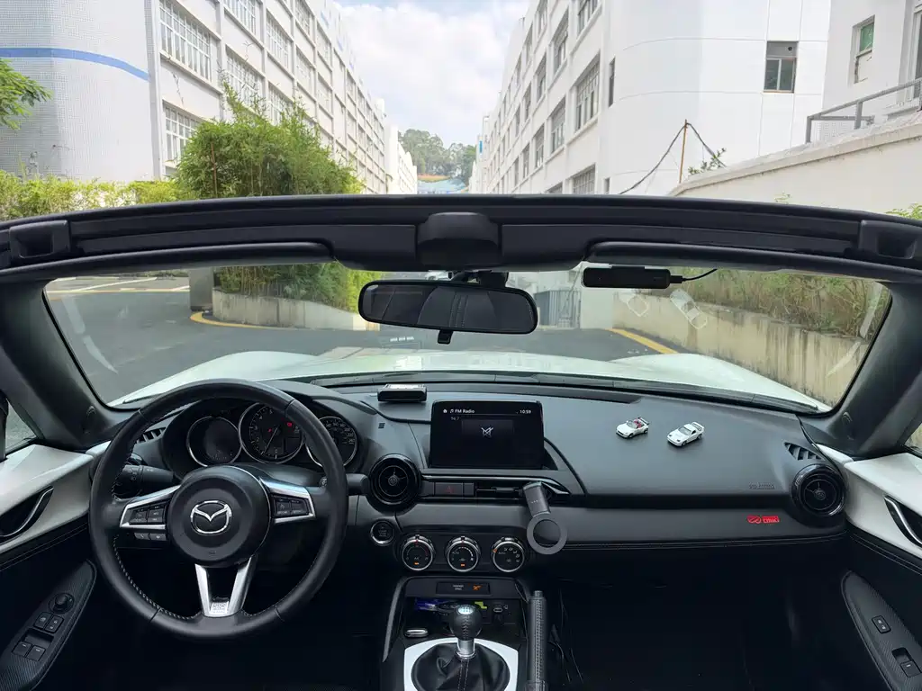 Mazda MX-5 — миниатюра 13