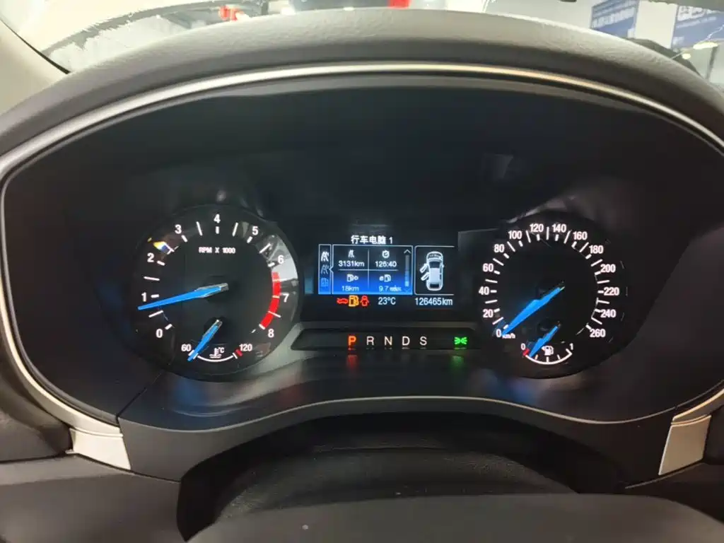 Ford Mondeo — миниатюра 12