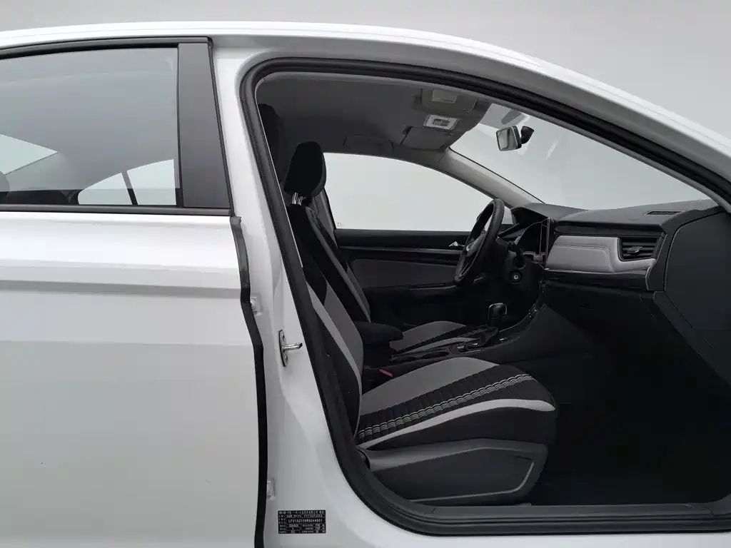 Volkswagen Bora — миниатюра 23