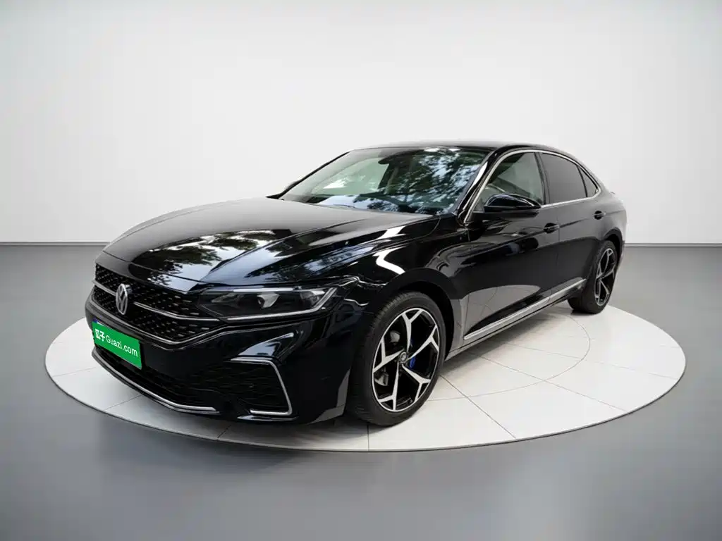 帕萨特 2023款 改款 330TSI 星空精英版 2023
