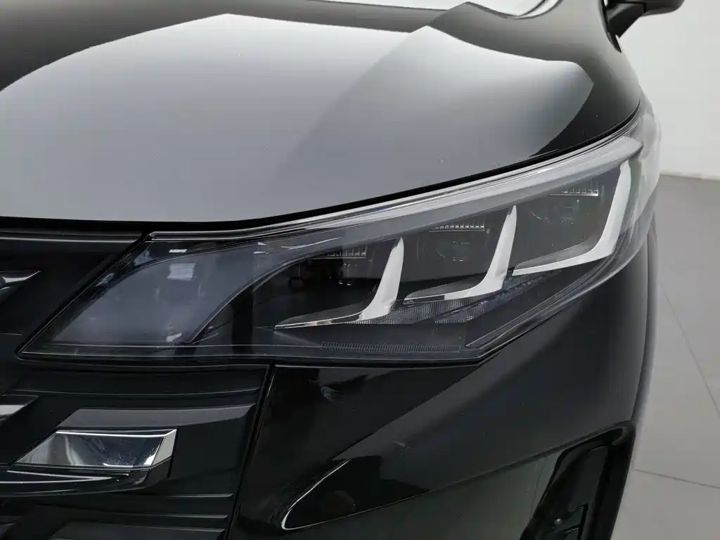 GAC Motor Trumpchi M6 — миниатюра 7