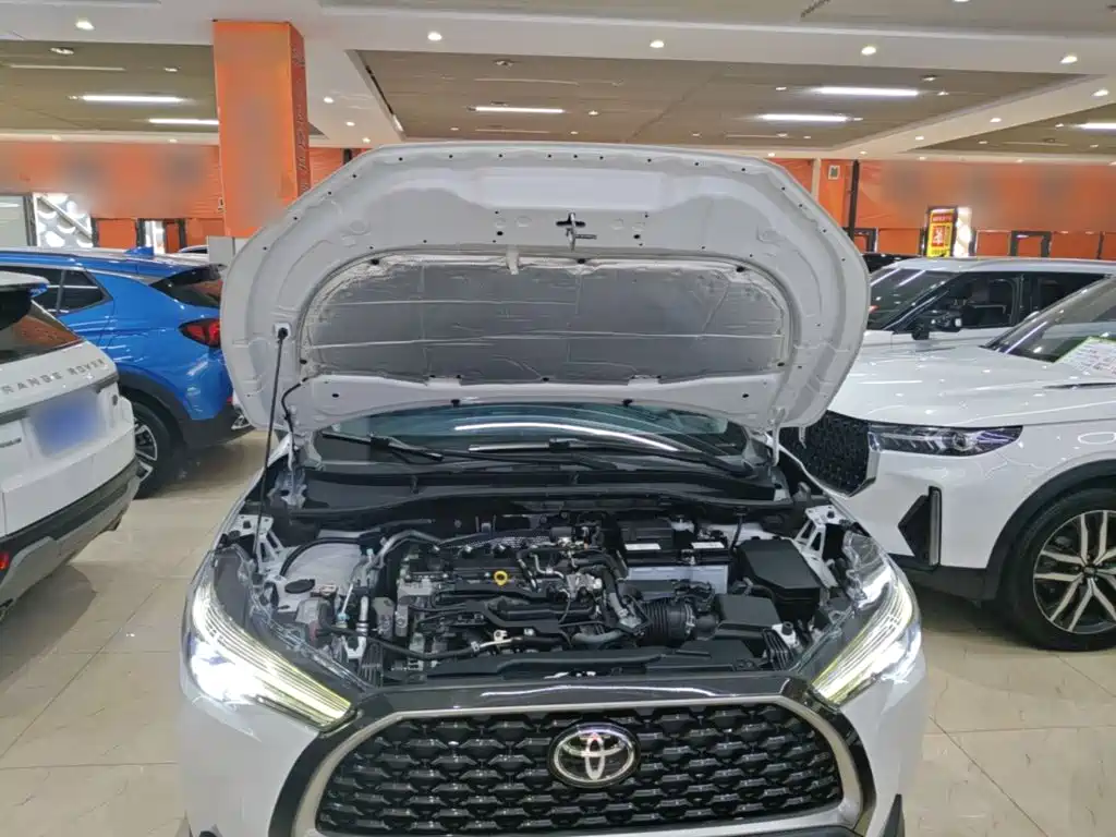 Toyota Corolla Cross — миниатюра 20