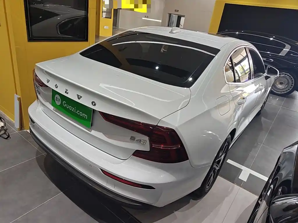 Volvo S60 — миниатюра 7