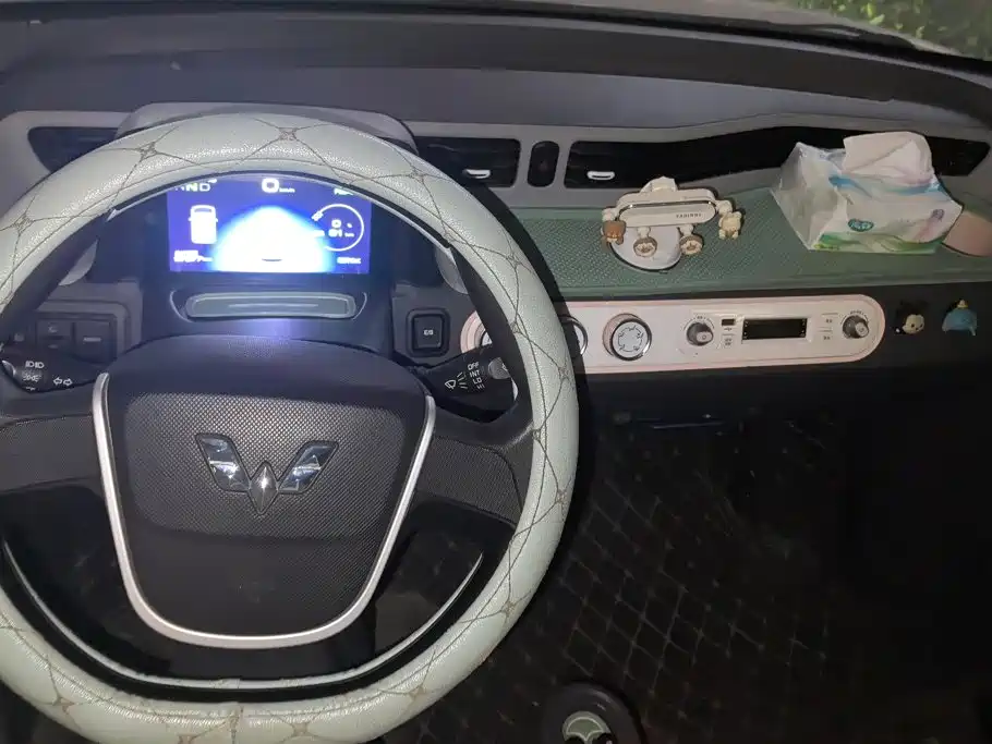 Wuling MINIEV — миниатюра 12