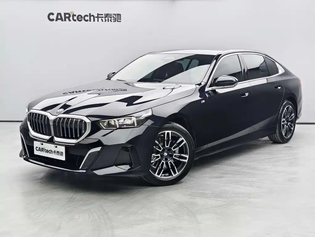 BMW 5 Series 2024