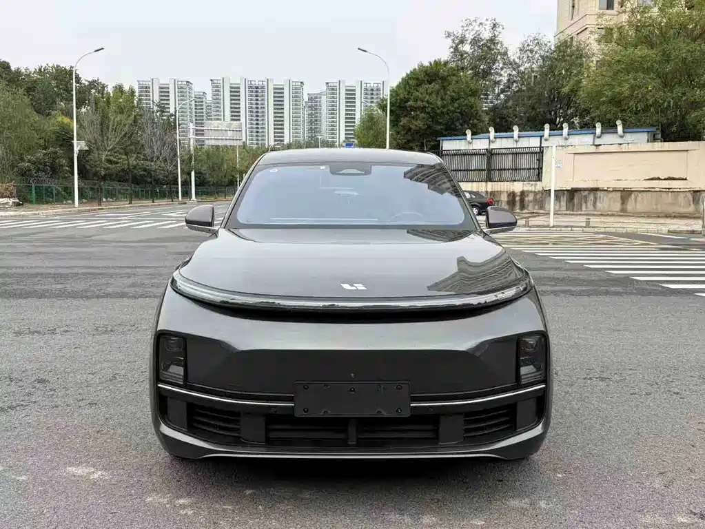 Li Auto Li L8 — миниатюра 2