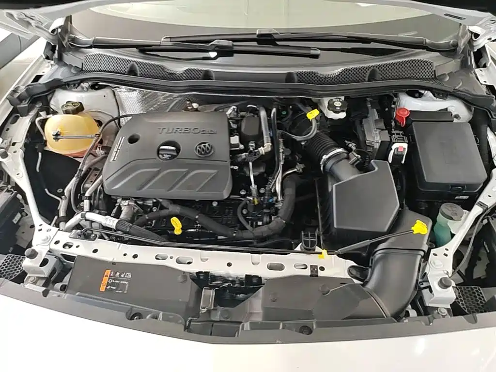 Buick Verano — миниатюра 20