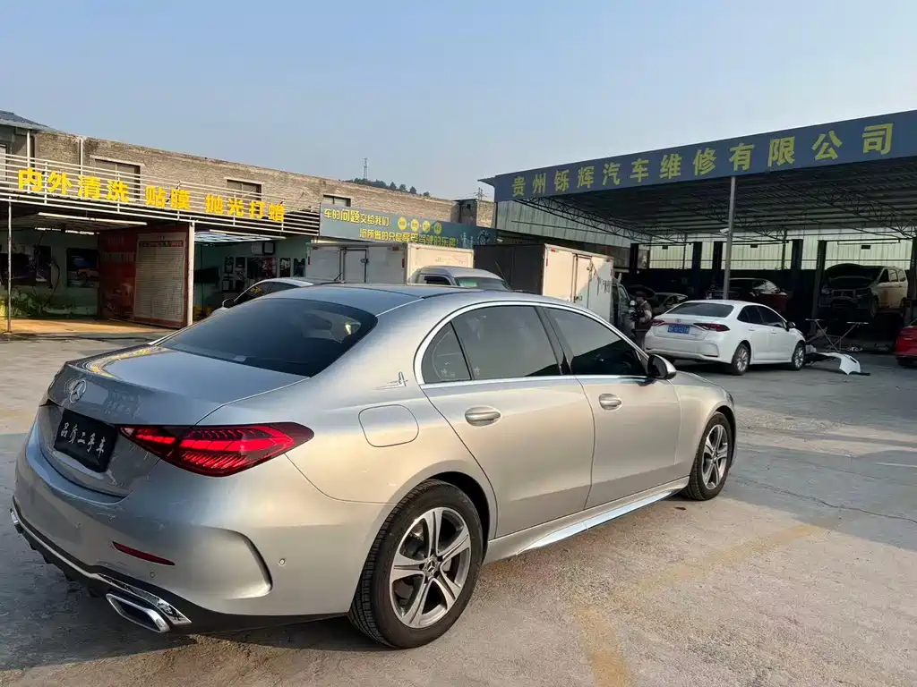 MERCEDES-BENZ C CLASS