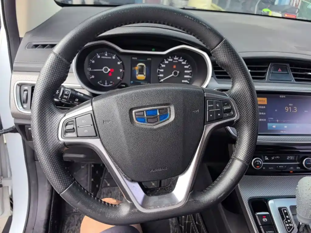 Geely Emgrand GS — миниатюра 11