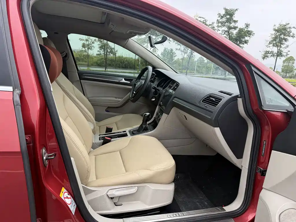 Volkswagen Golf — миниатюра 11