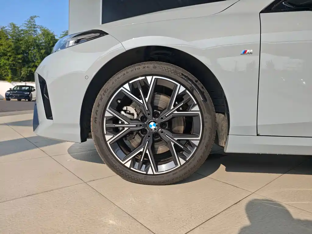 BMW 2 Series — миниатюра 14