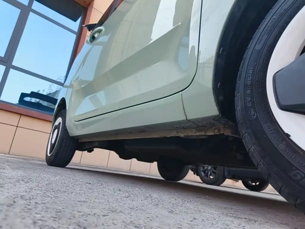 Wuling MINIEV — миниатюра 21