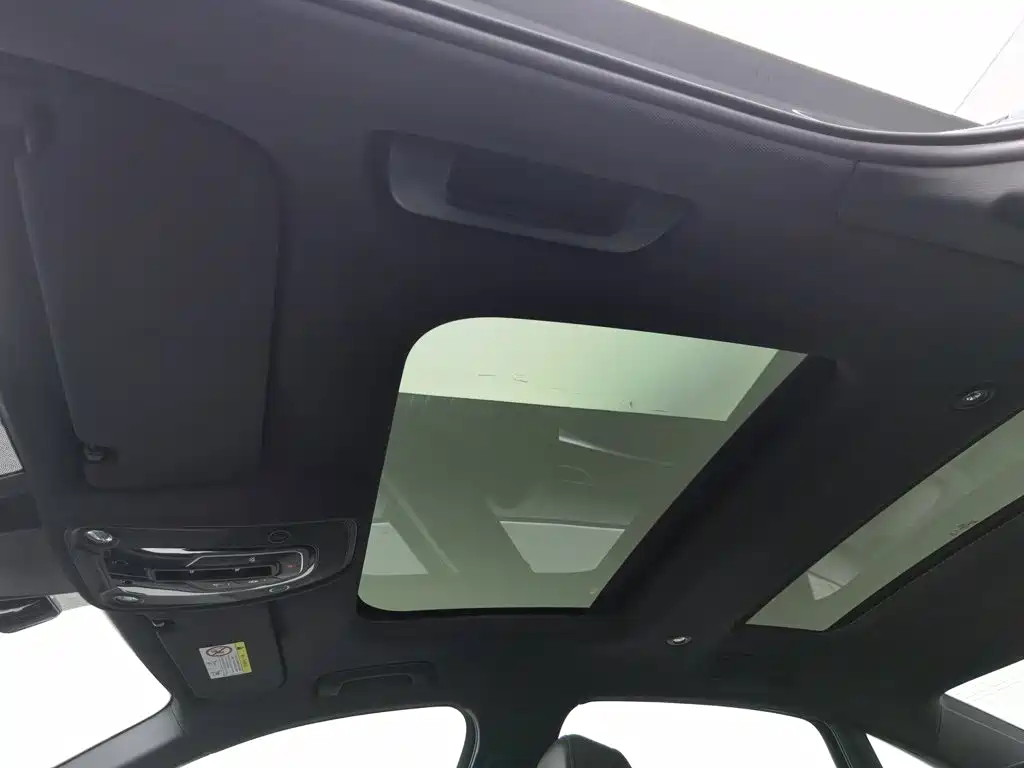 Audi A6L New Energy — миниатюра 14