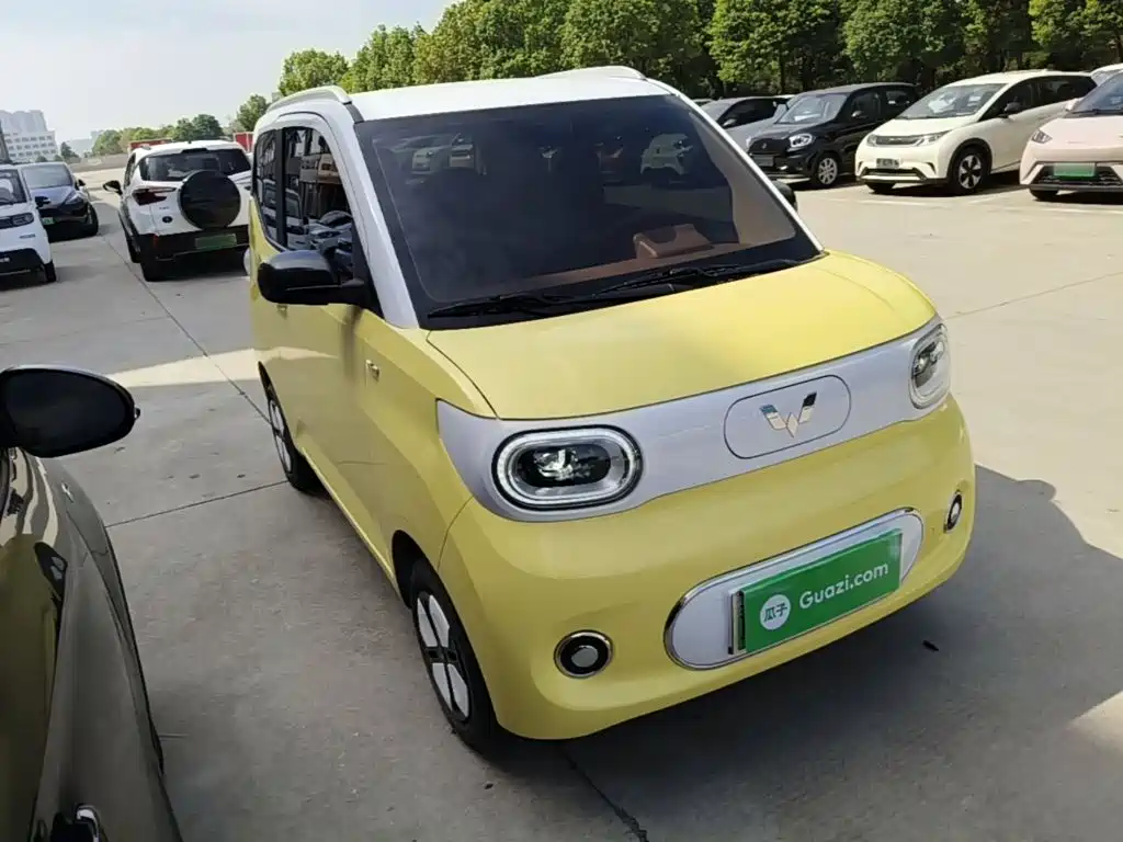 Wuling MINIEV — миниатюра 4