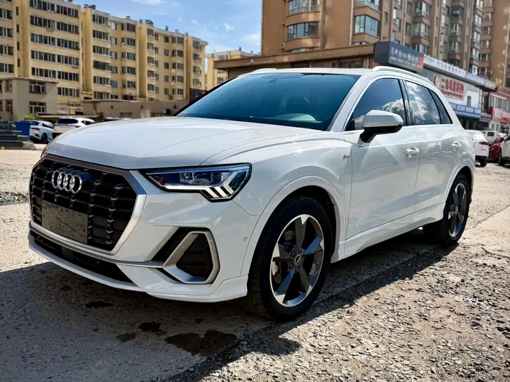 Audi Q3 2022 35 TFSI Fashion Dynamic Type