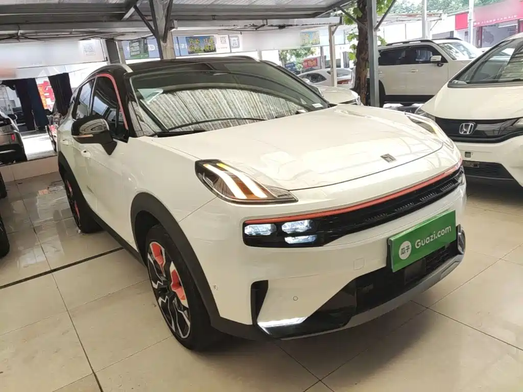 Lynk & Co 06 — миниатюра 4
