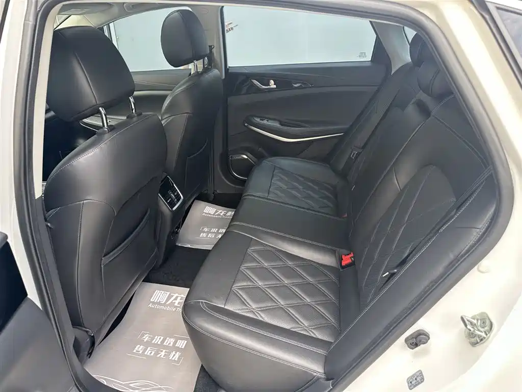 Changan CC 2022 1.5T DCT Luxury