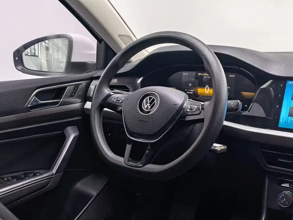 Volkswagen Lavida — миниатюра 9