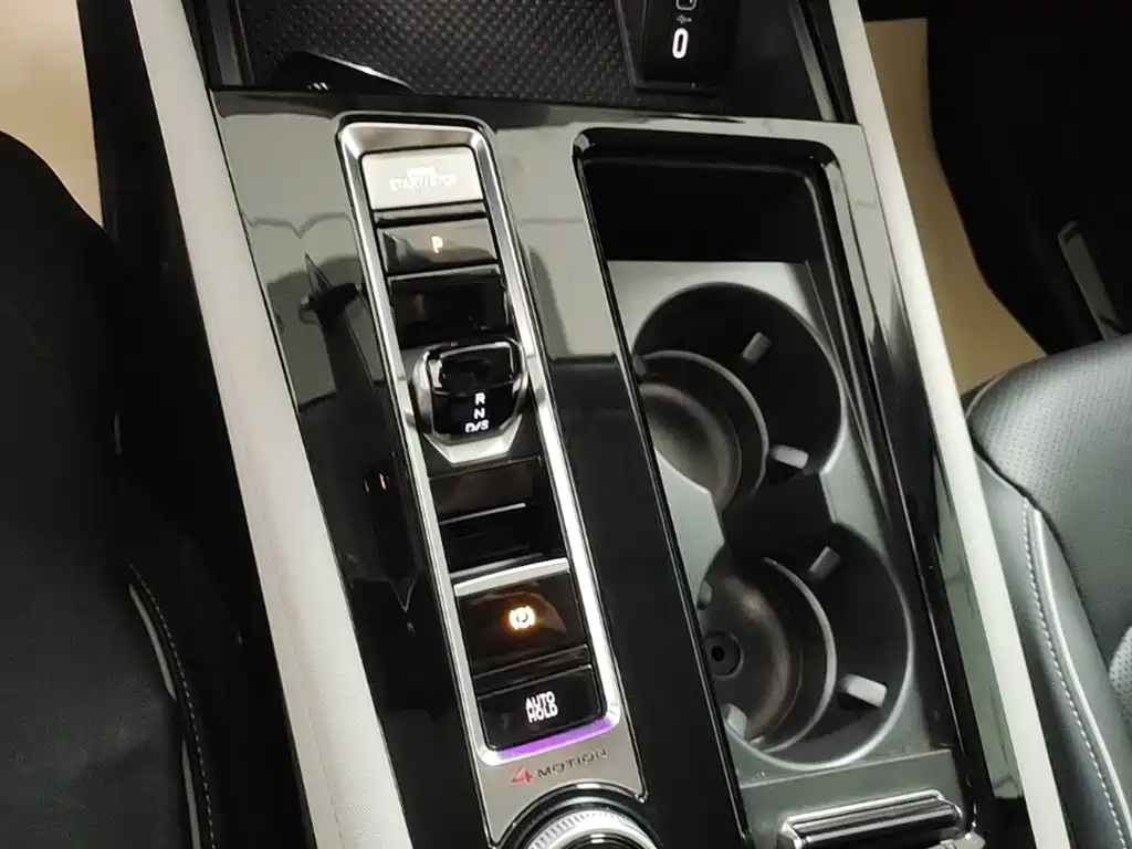 Volkswagen Teramont — миниатюра 10