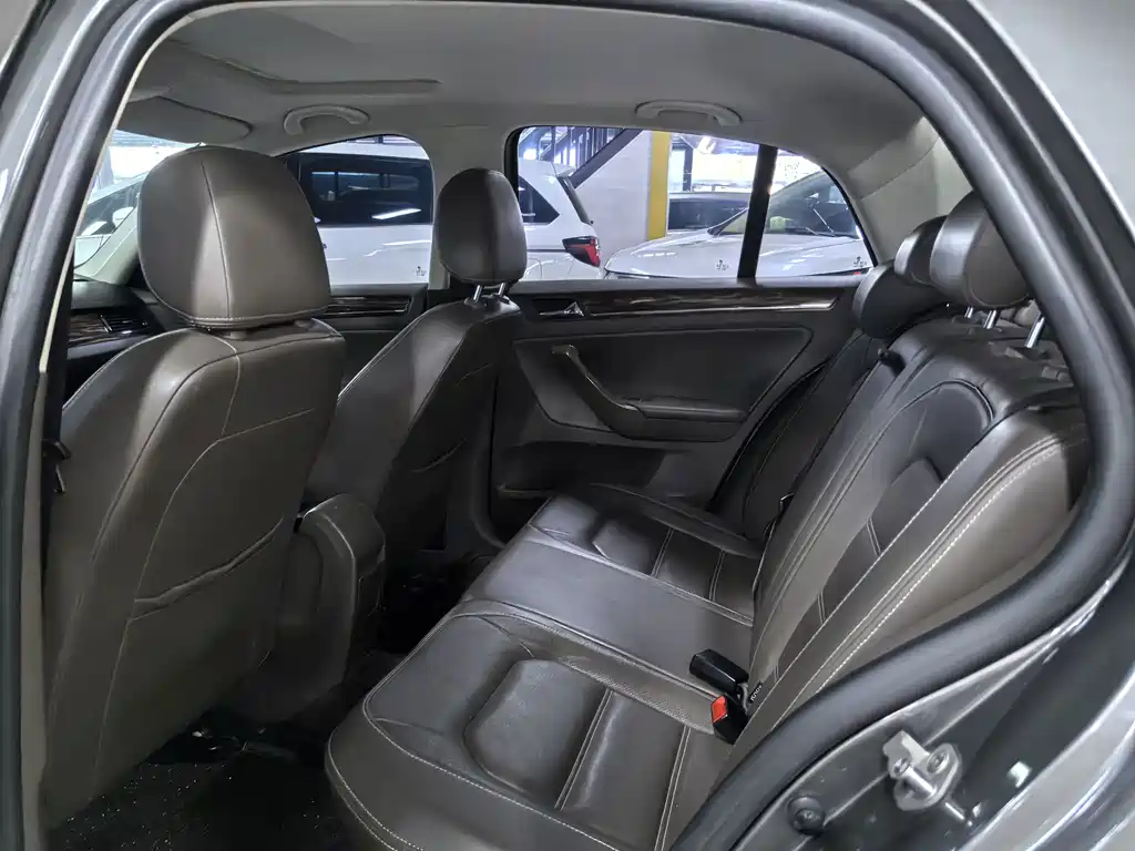 Volkswagen Bora — миниатюра 9
