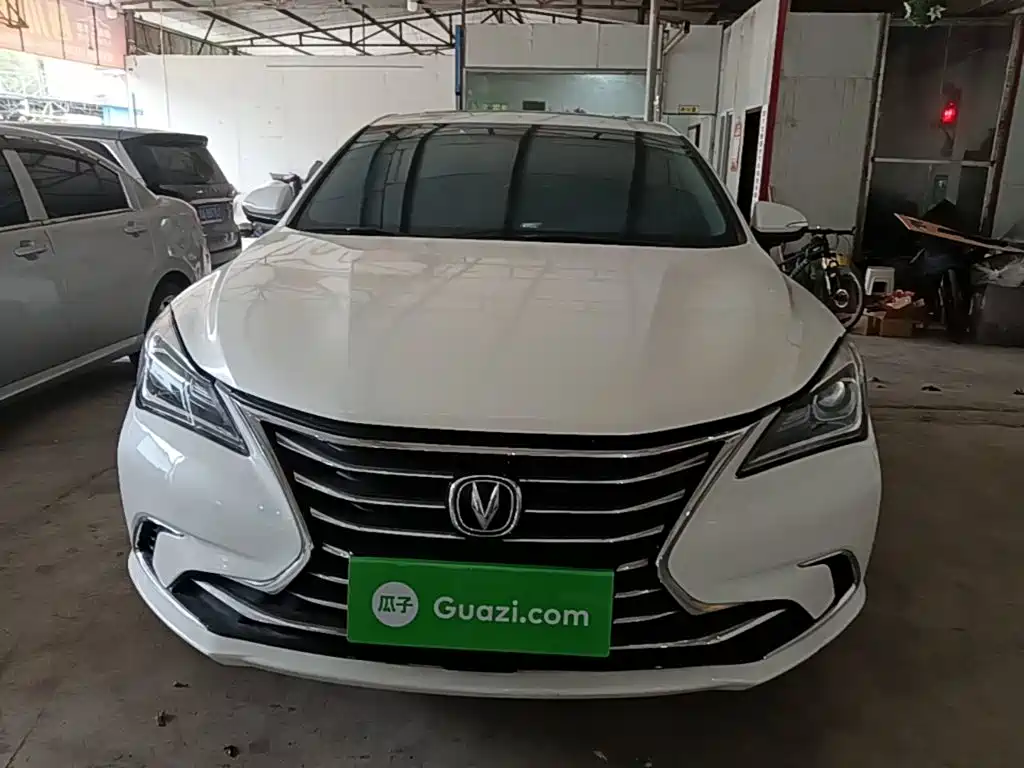 Changan Eado — миниатюра 3