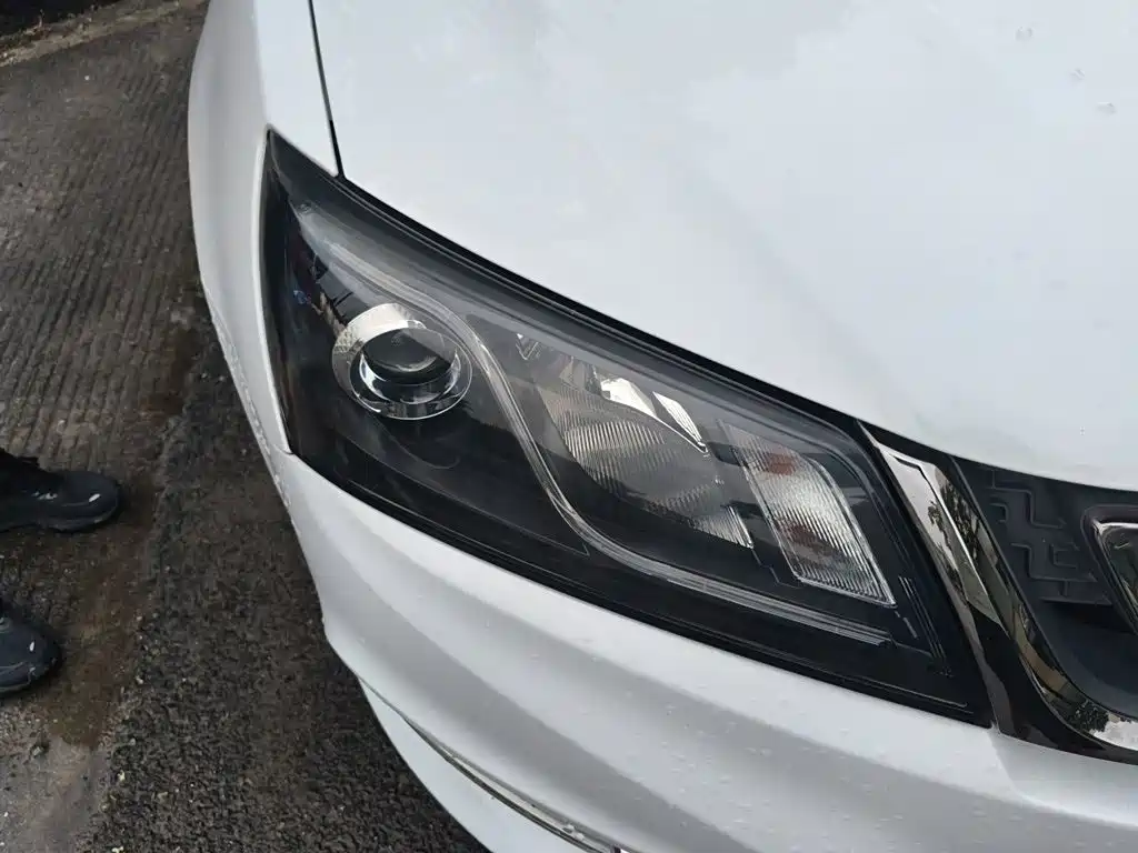 Geely Emgrand — миниатюра 7