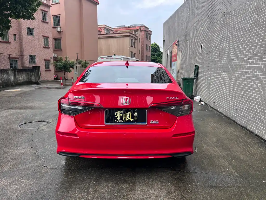 Honda Civic — миниатюра 6