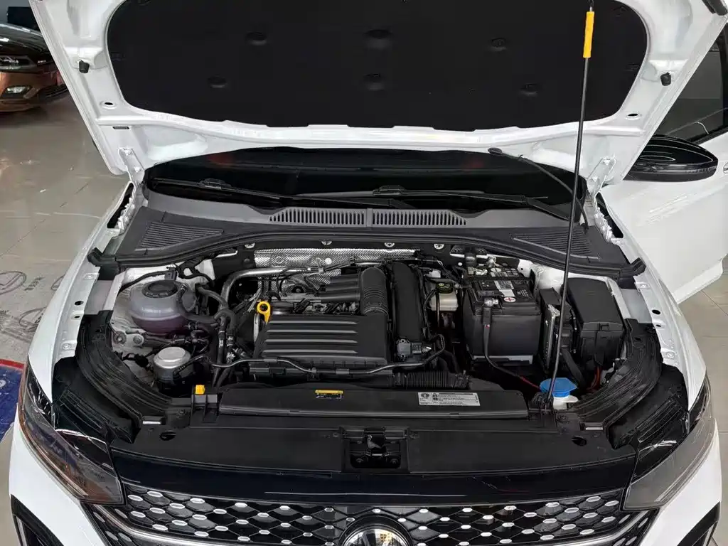 Volkswagen Lavida — миниатюра 9