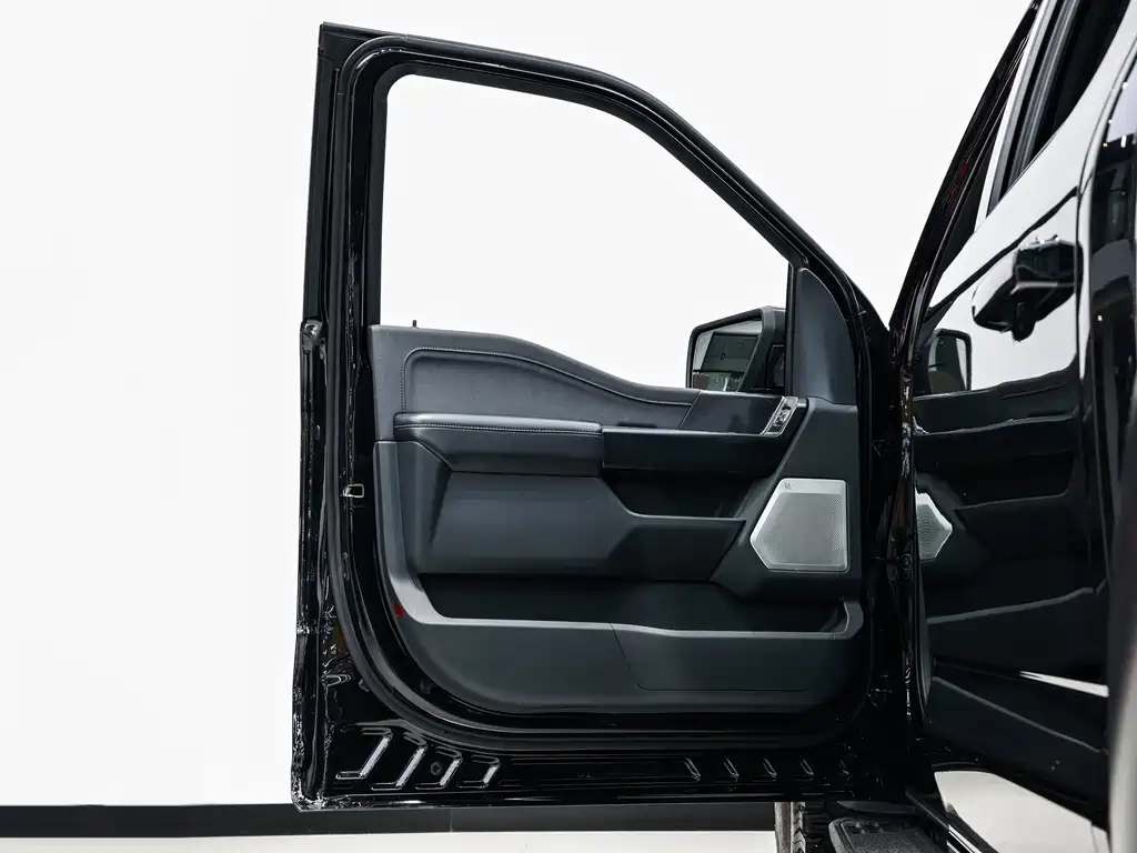 Ford F-150 Raptor — миниатюра 14