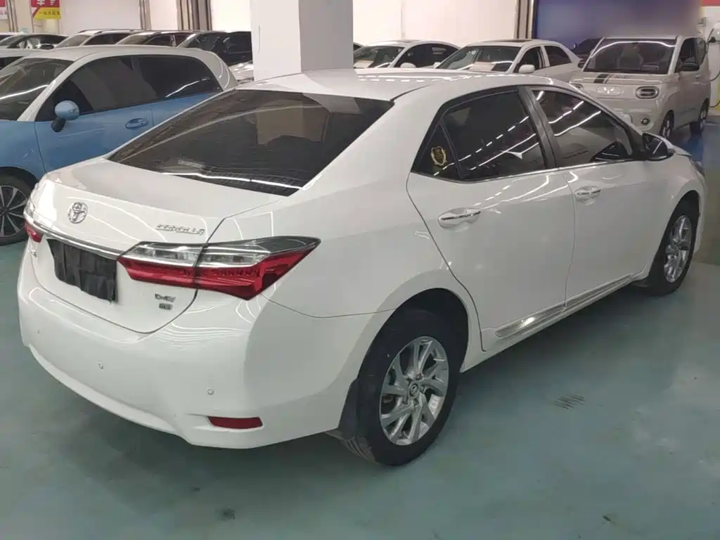 Toyota Corolla — миниатюра 7