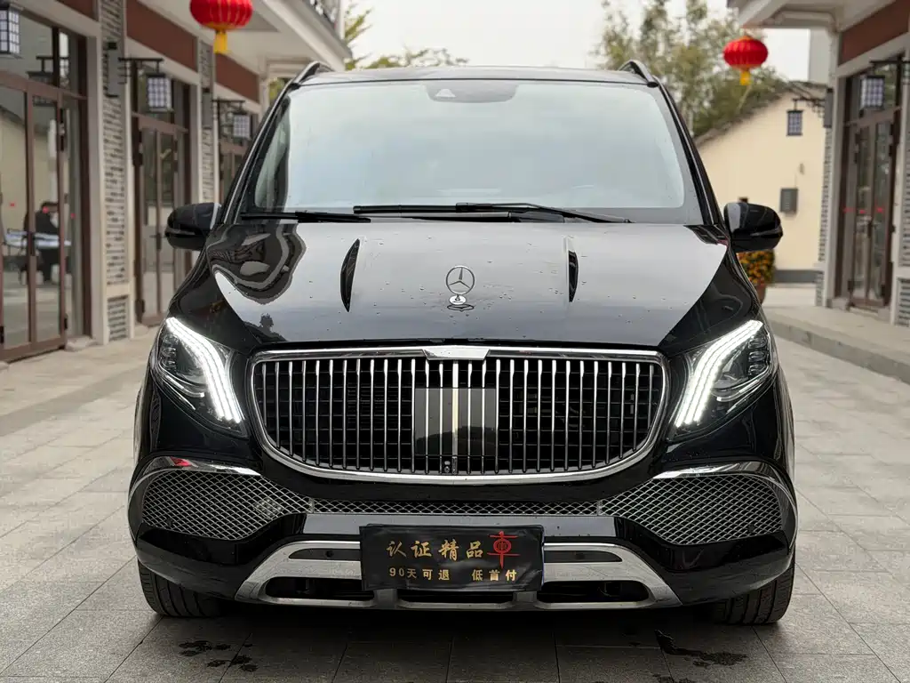 MERCEDES-BENZ V CLASS