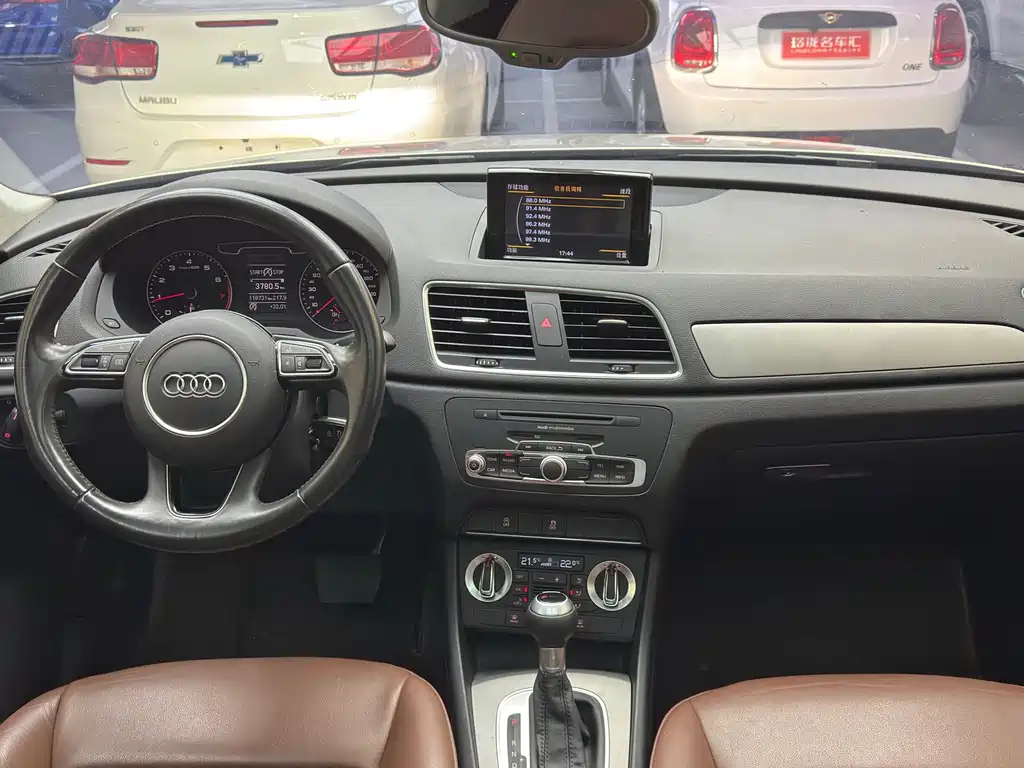 Audi Q3 — миниатюра 8