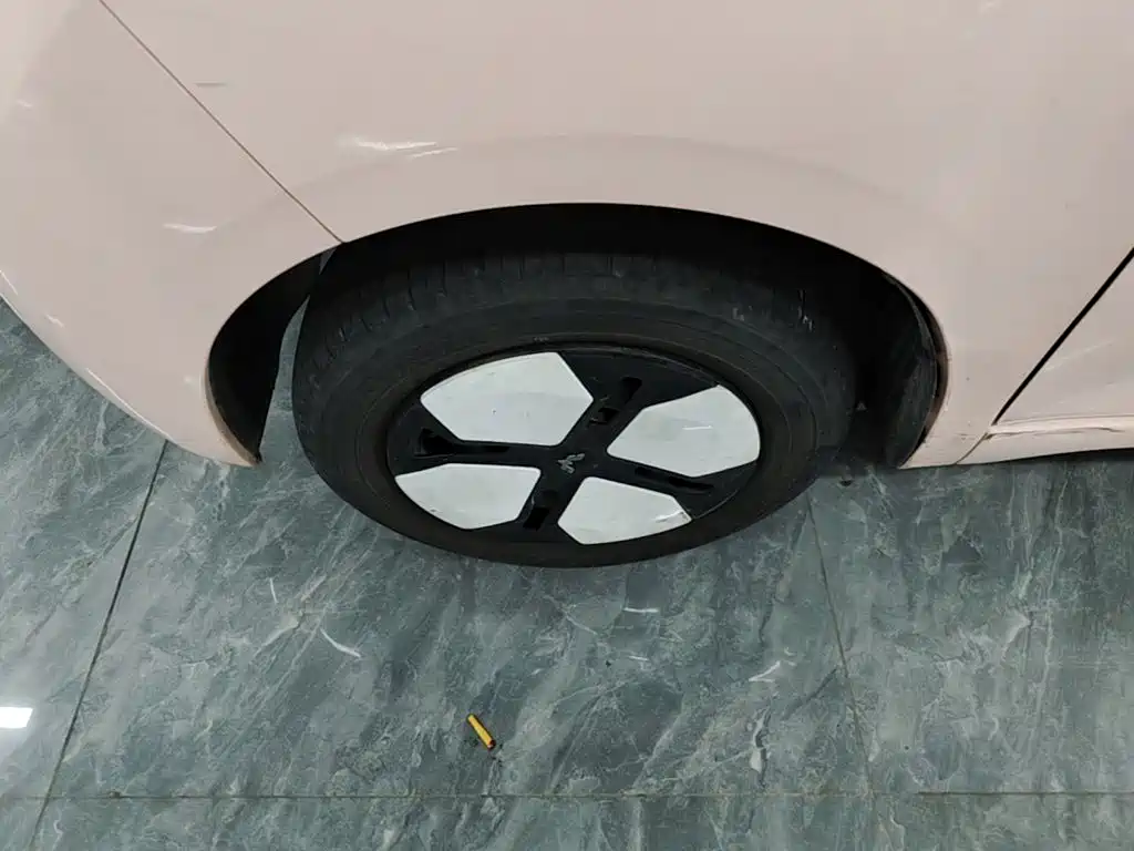 Wuling MINIEV — миниатюра 23
