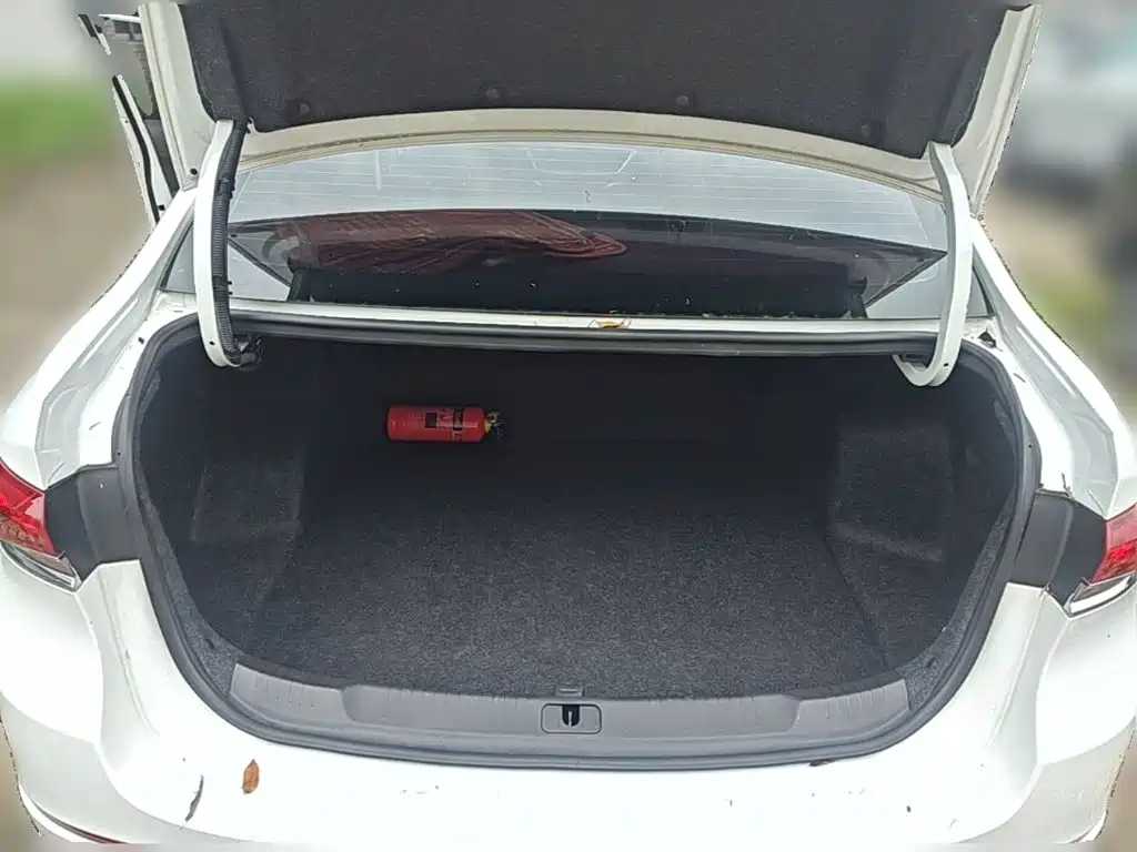 Buick Excelle — миниатюра 24