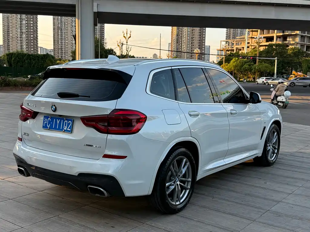 BMW X3 — миниатюра 6