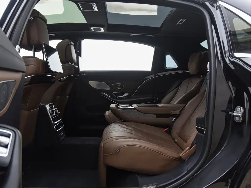 Mercedes-Benz S-Class — миниатюра 8