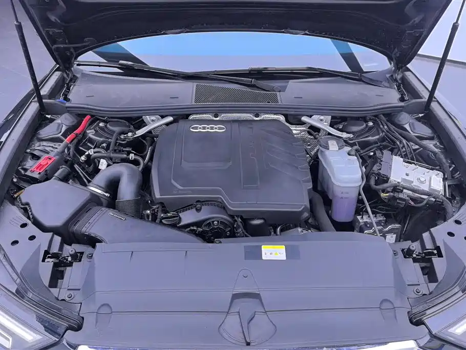 Audi A6L 2024 45 TFSI