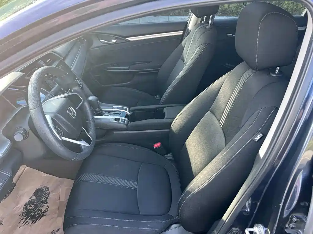 Honda Civic — миниатюра 4