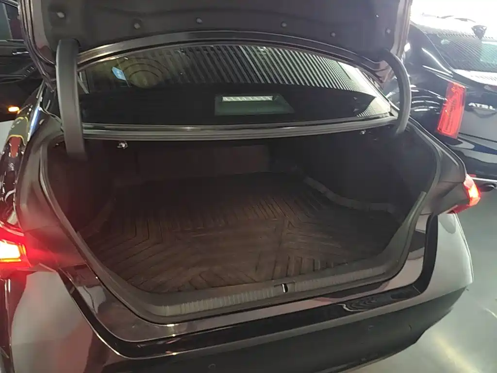 Toyota Avalon — миниатюра 19