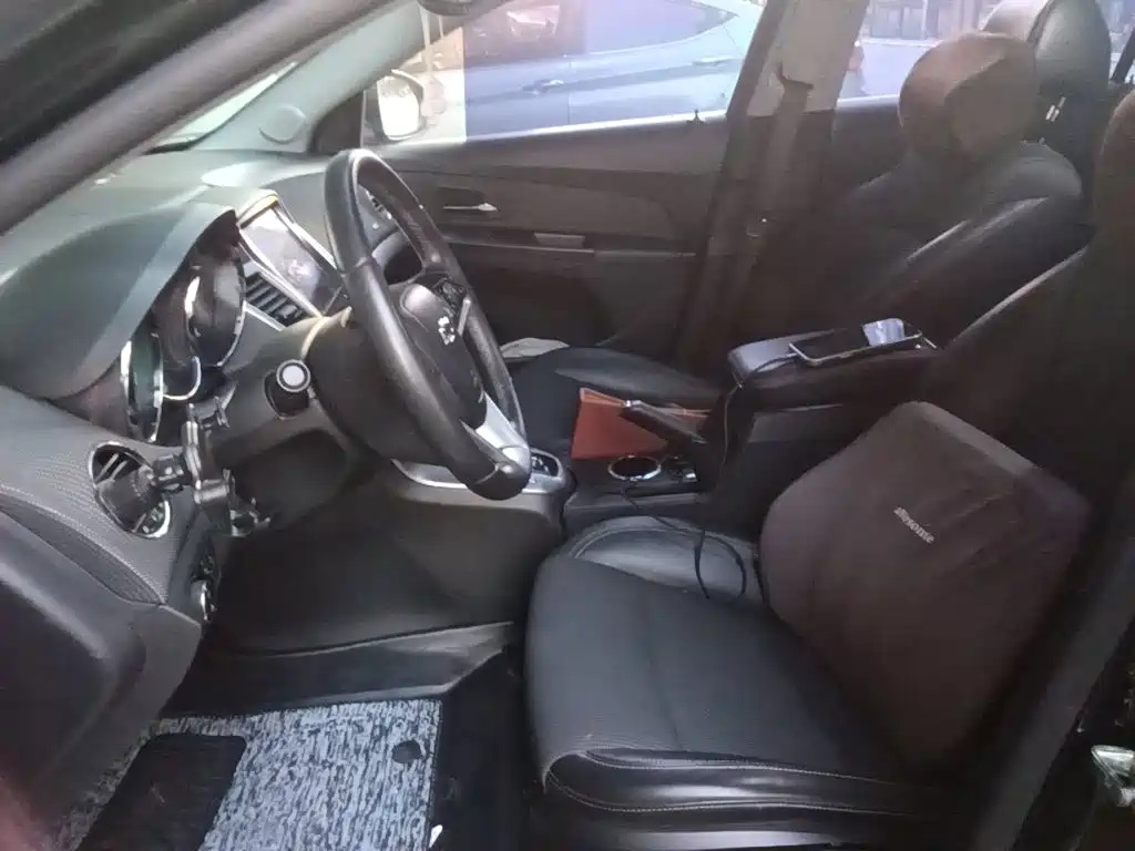 Chevrolet Cruze — миниатюра 16