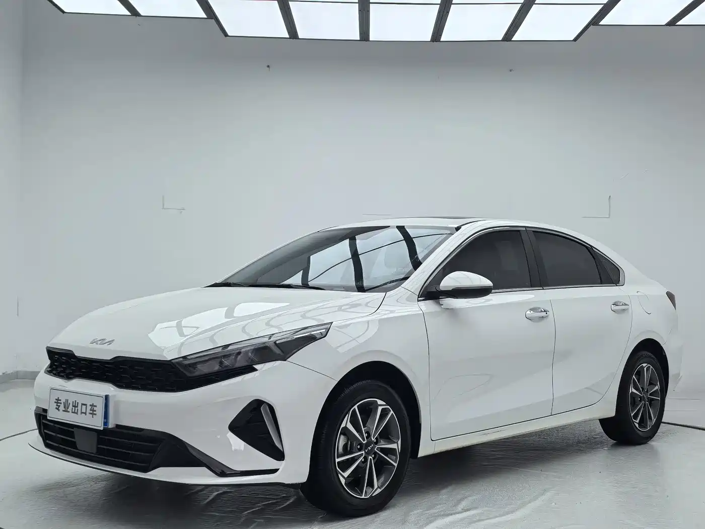 起亚K3 2023款 1.5L CVT豪华版 2023