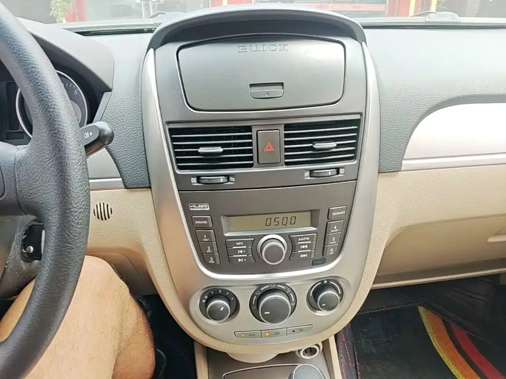 Buick Excelle — миниатюра 13