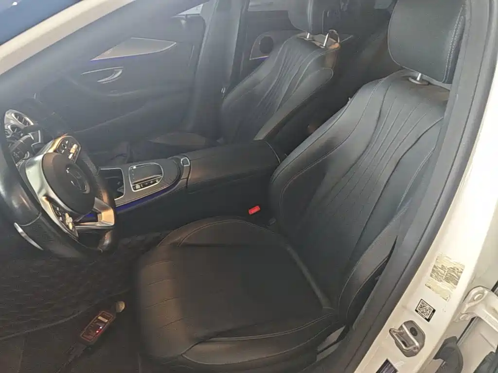 Mercedes-Benz E-Class (Import) — миниатюра 15