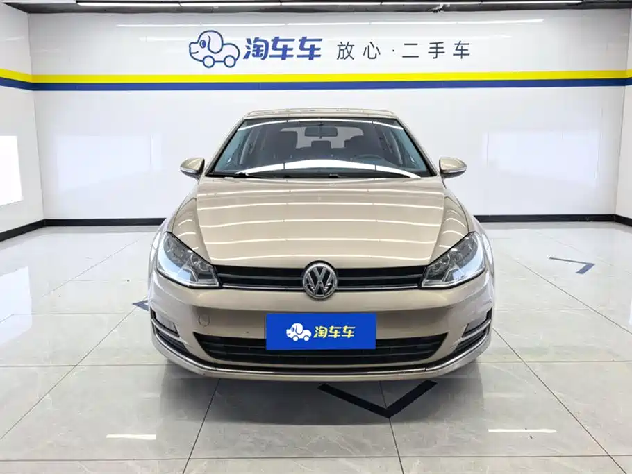 Volkswagen Golf 2015 1.6L AT Fashion