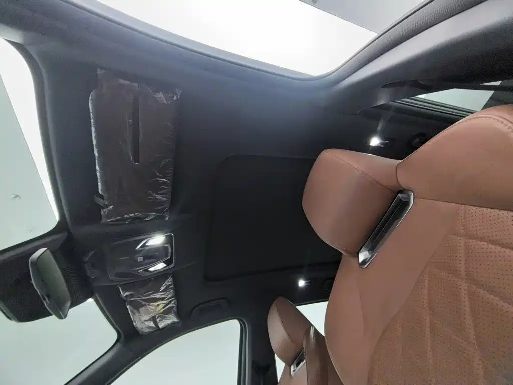 Changan UNI-Z New Energy — миниатюра 14