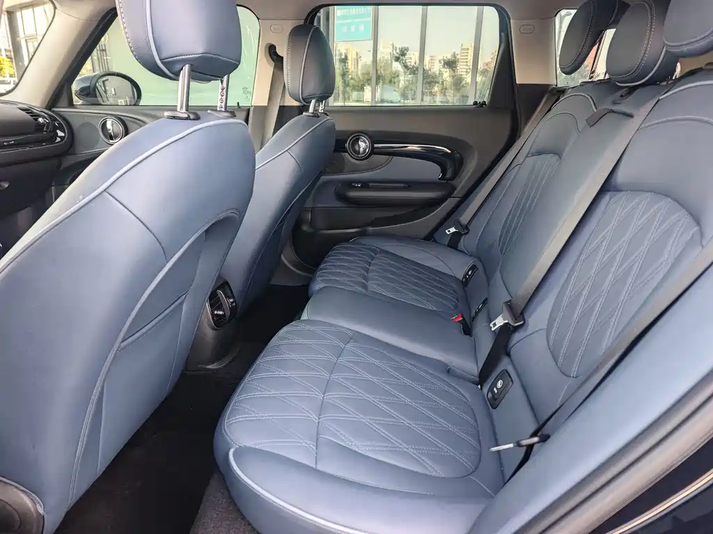 MINI Mini Clubman — миниатюра 8