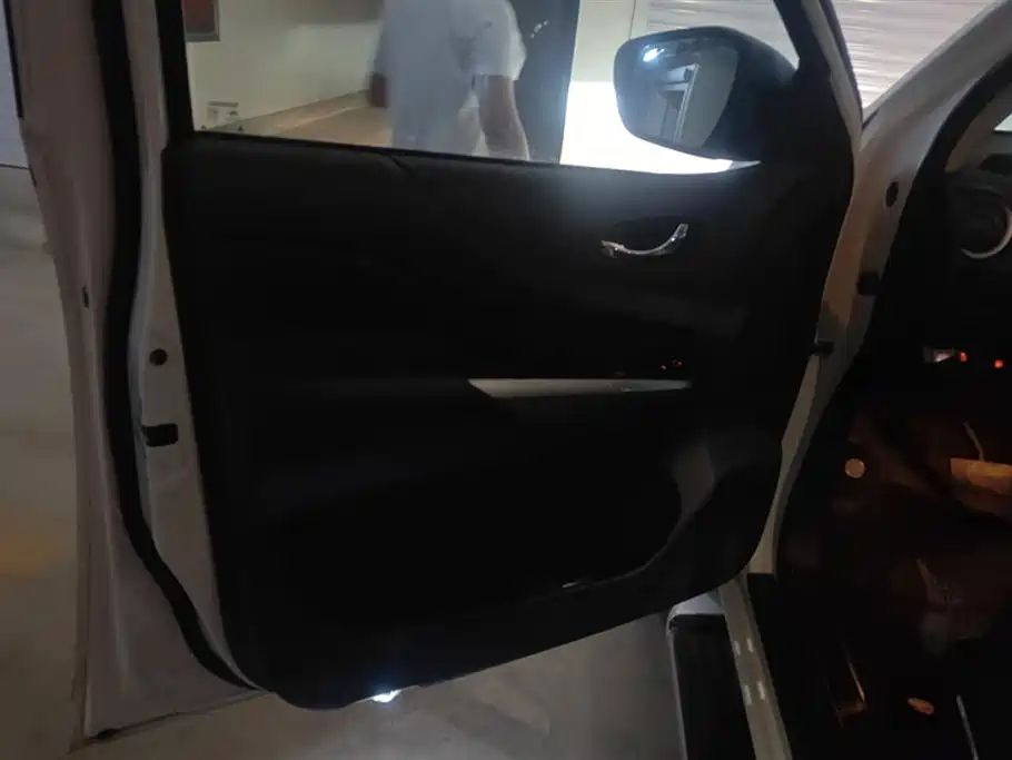 Nissan Terra 2020 2.5L XV 4WD AT Flagship