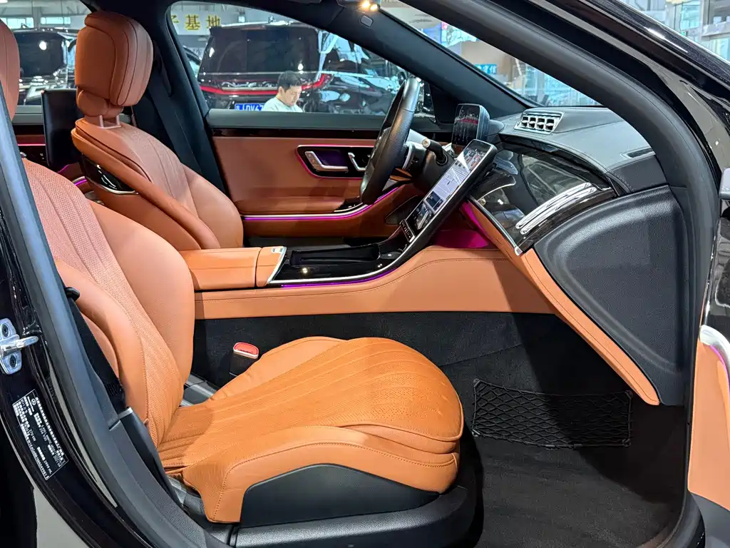 Mercedes-Benz S-Class — миниатюра 6